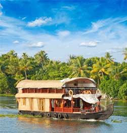 Overnight houseboat in Kerala Image
